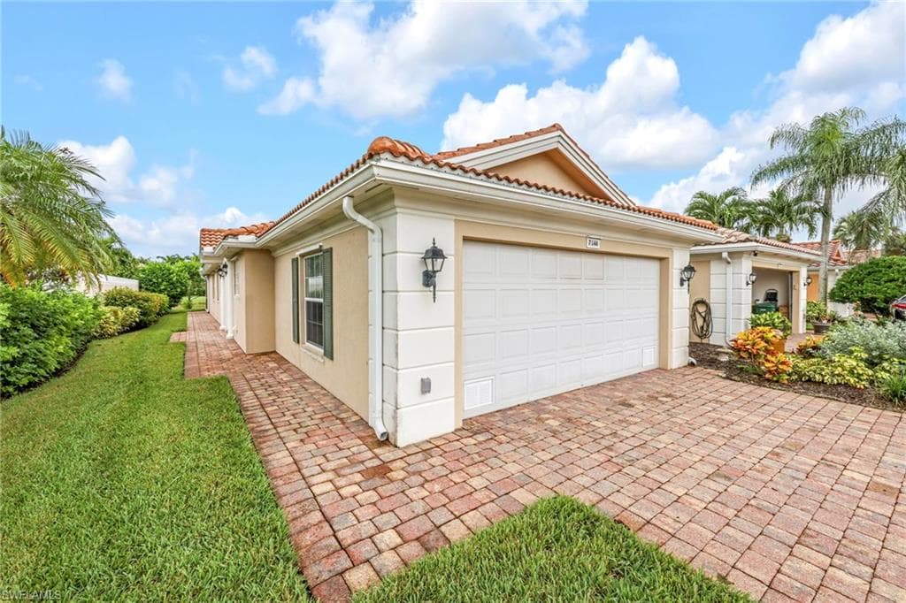 7146 Marconi CT NAPLES, FL 34114