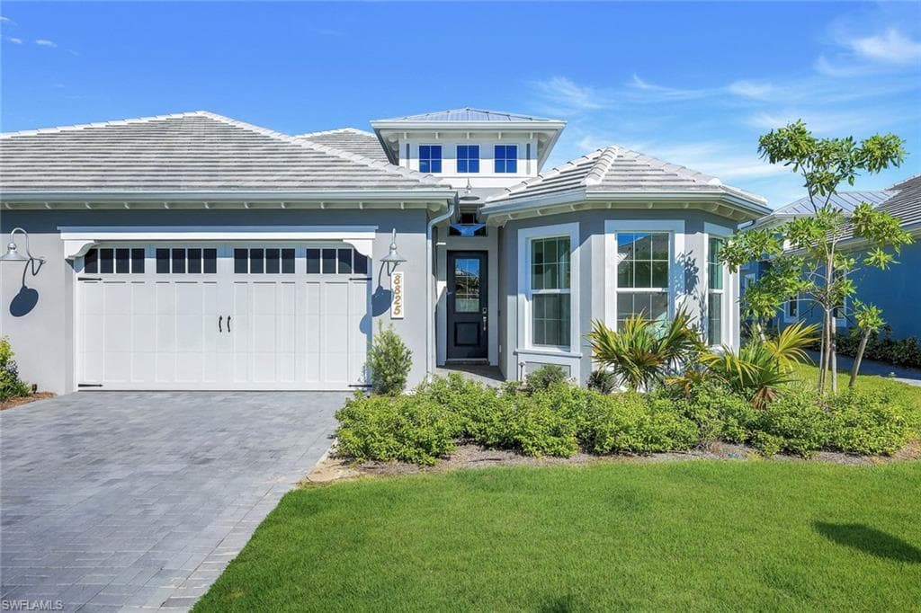 8825 Yucatan CT NAPLES, FL 34112