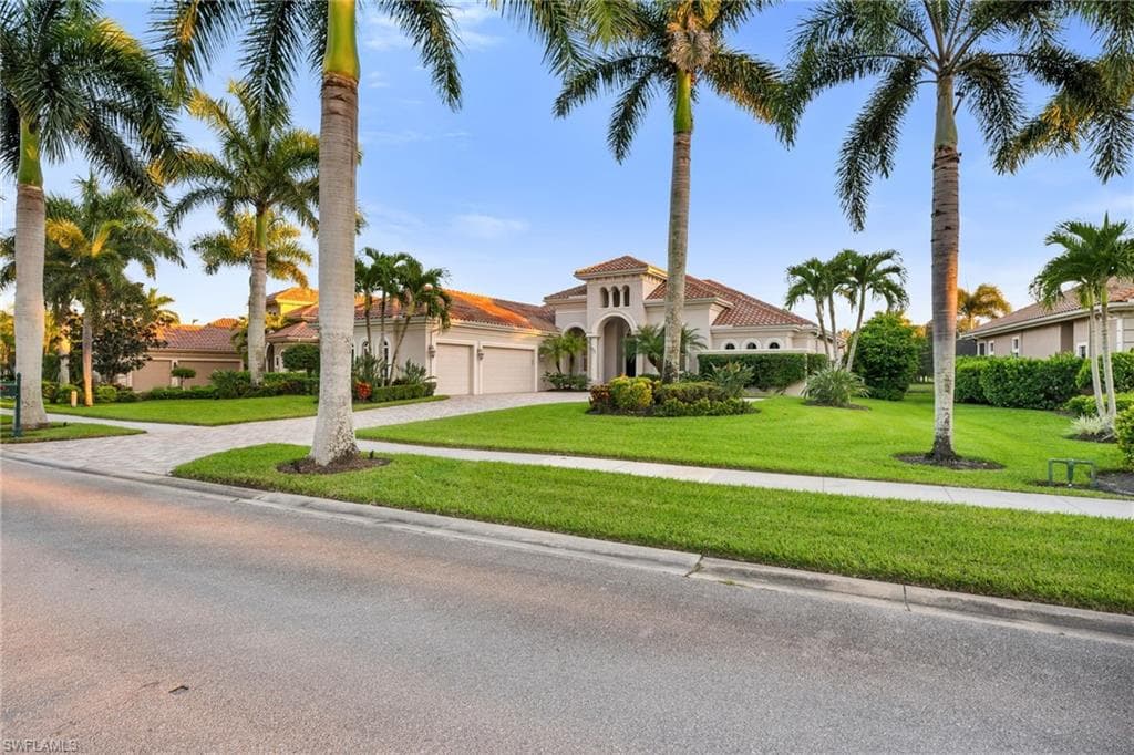 11978 Maidstone CT NAPLES, FL 34120