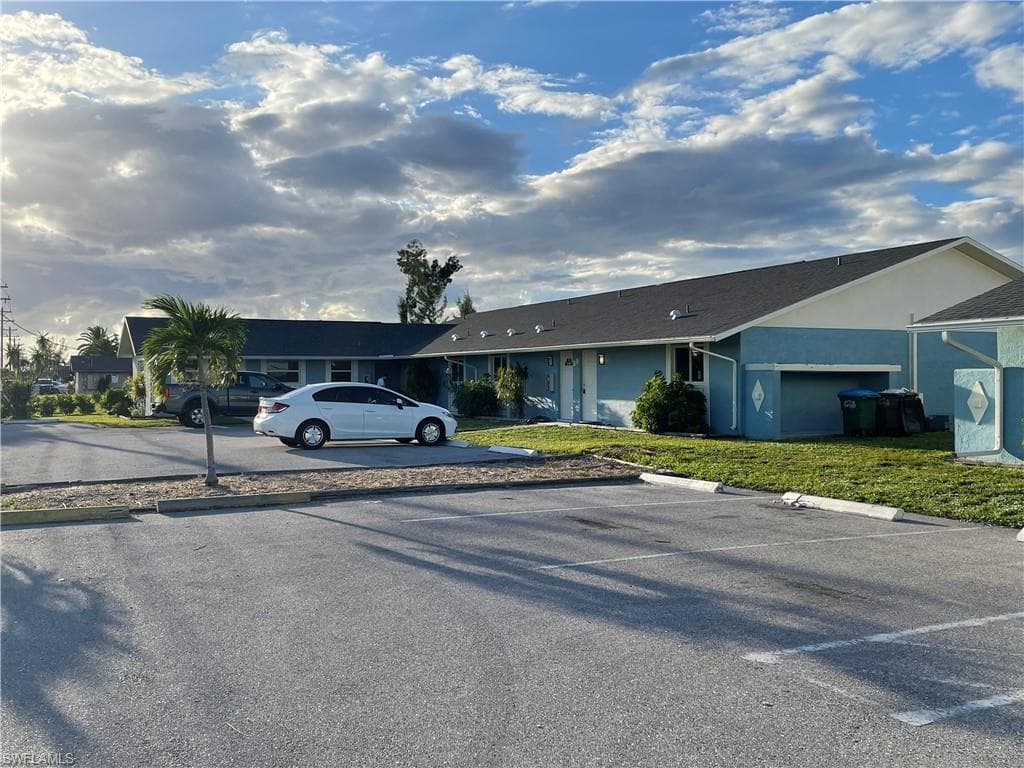 841 Gleason PKWY 5 CAPE CORAL, FL 33914