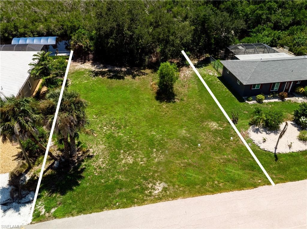 5175 Genesee PKWY BOKEELIA, FL 33922