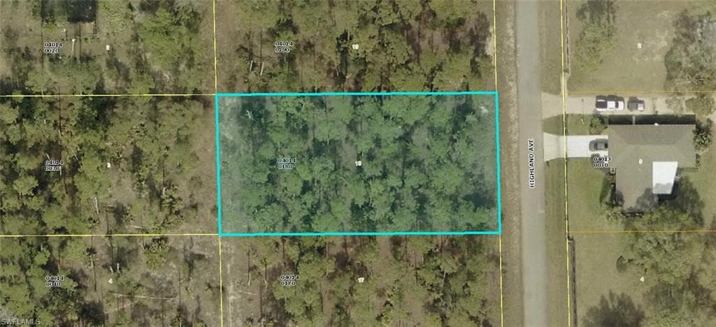 1715 Highland AVE LEHIGH ACRES, FL 33972