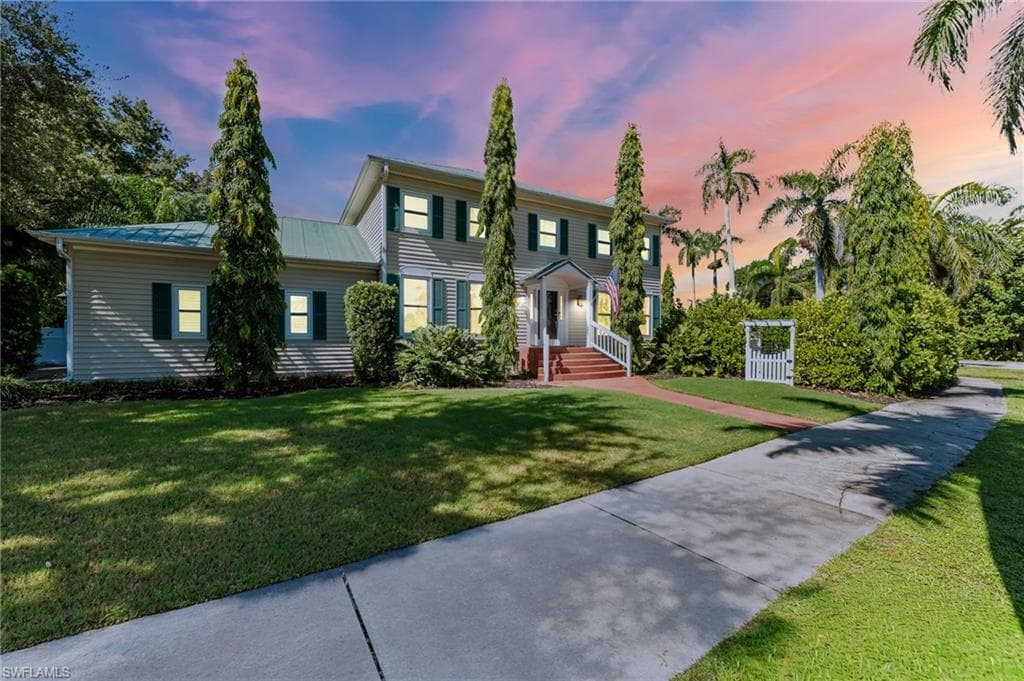 1410 El Prado AVE FORT MYERS, FL 33901