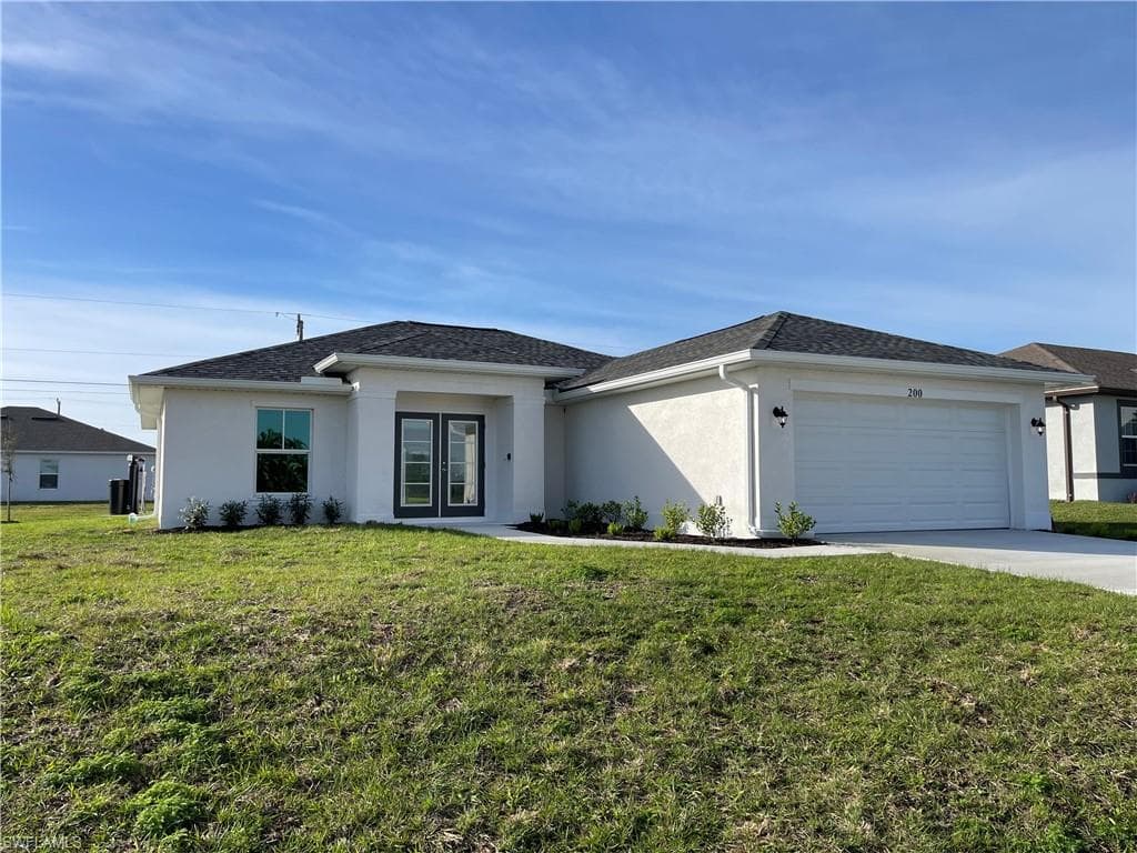 200 11th ST CAPE CORAL, FL 33993