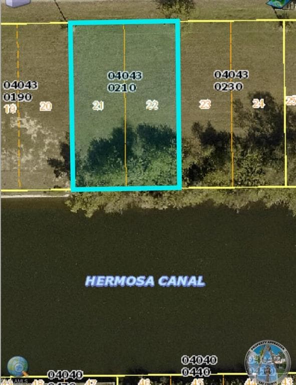 2920 9th TER CAPE CORAL, FL 33993