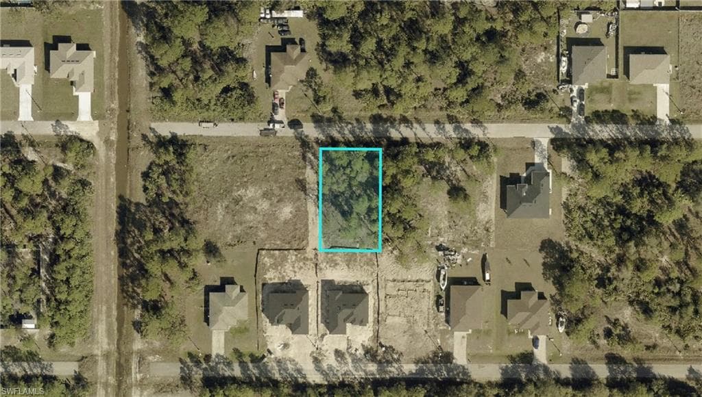 2813 40th ST W LEHIGH ACRES, FL 33971