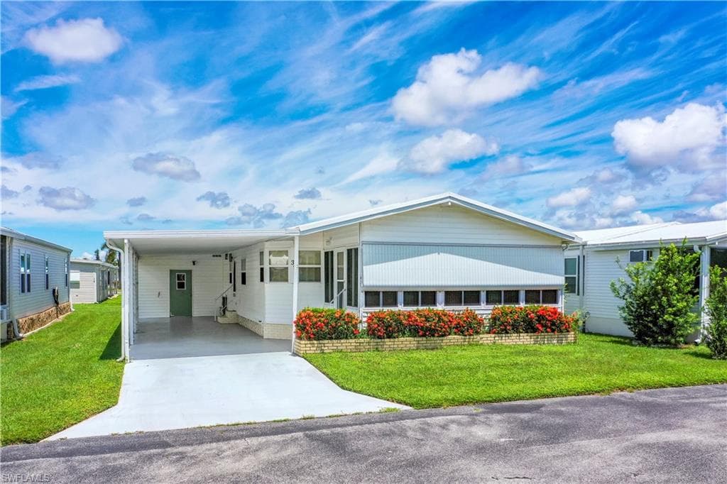31 Turquoise AVE NAPLES, FL 34114
