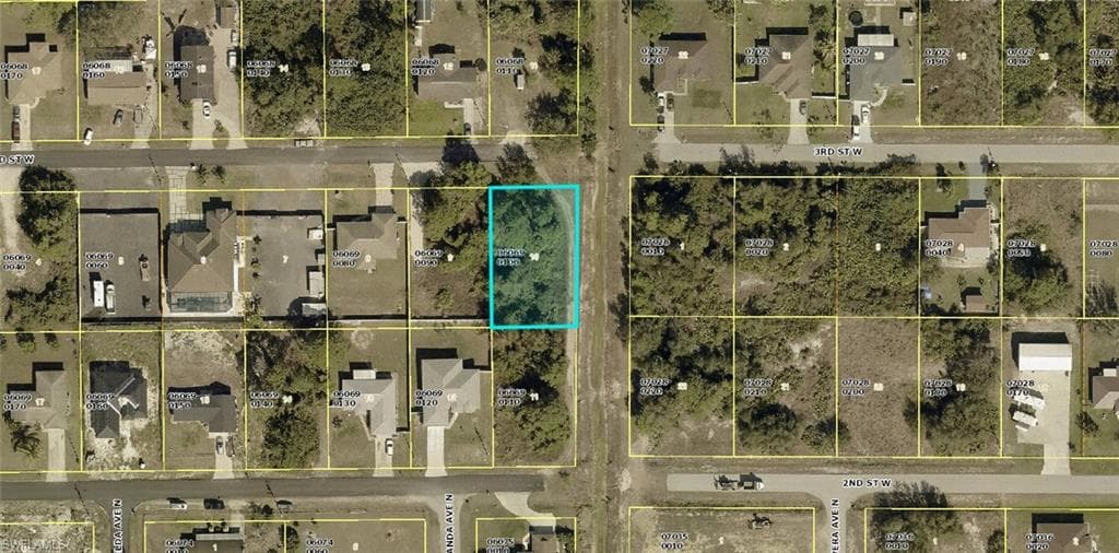 3701 3rd ST W LEHIGH ACRES, FL 33971