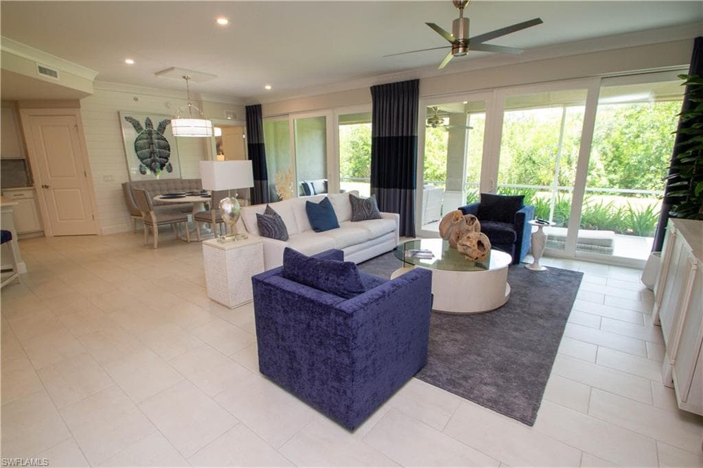 172 Indies DR E 8-102 NAPLES, FL 34114