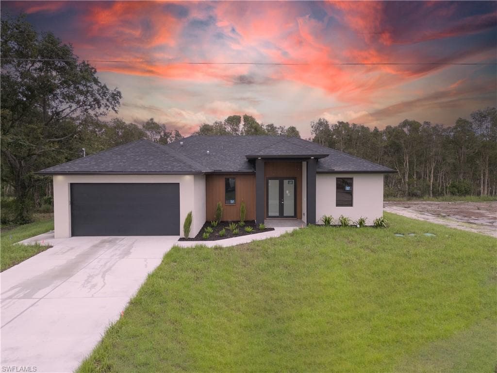 607 Pelee AVE LEHIGH ACRES, FL 33974