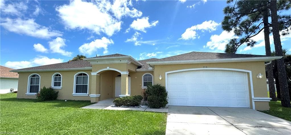 286 Justene CIR LEHIGH ACRES, FL 33936