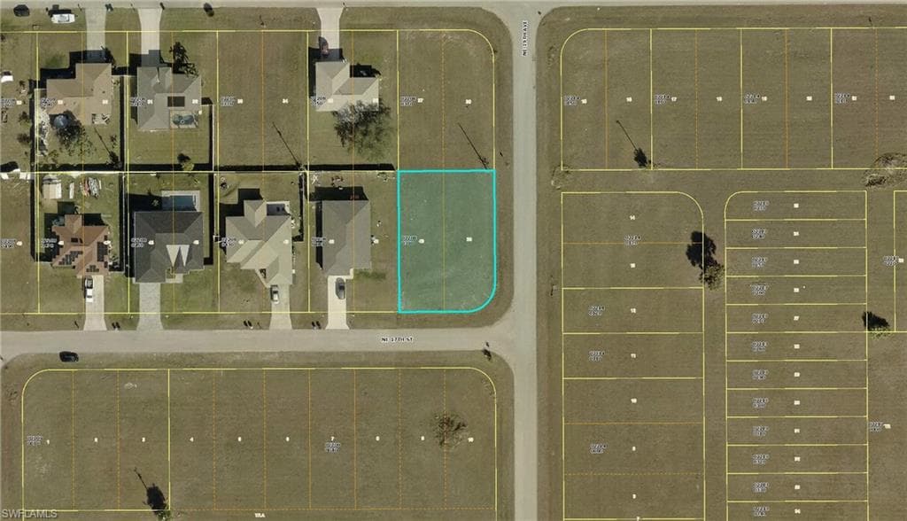 1829 NE 17th ST CAPE CORAL, FL 33909