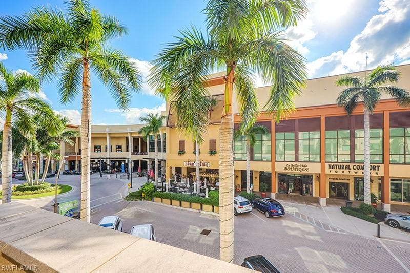9123 Strada PL 7208 NAPLES, FL 34108