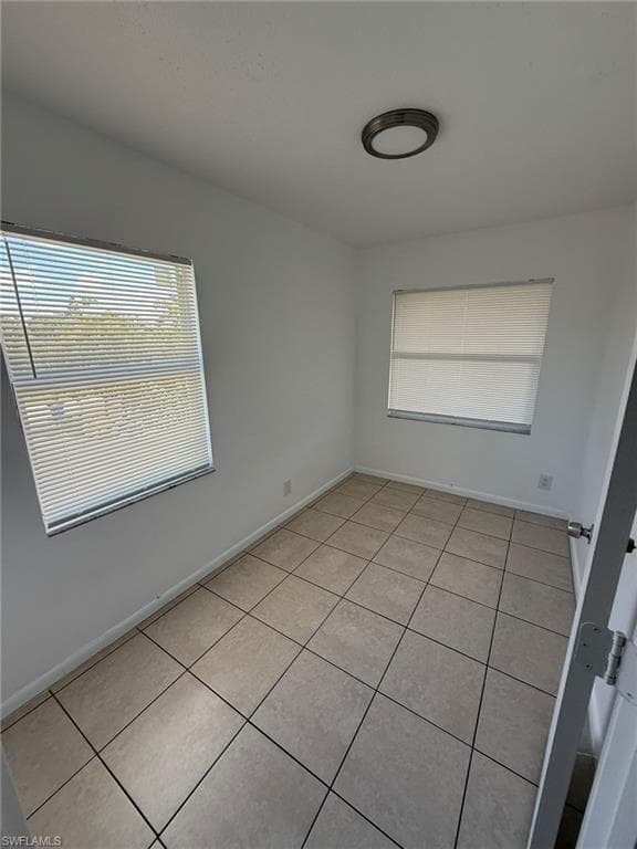 11431 Char Ann DR 5 FORT MYERS, FL 33908