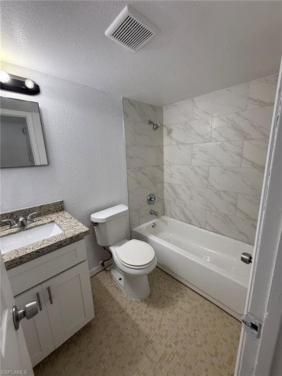 2452 Stella ST 102 FORT MYERS, FL 33901
