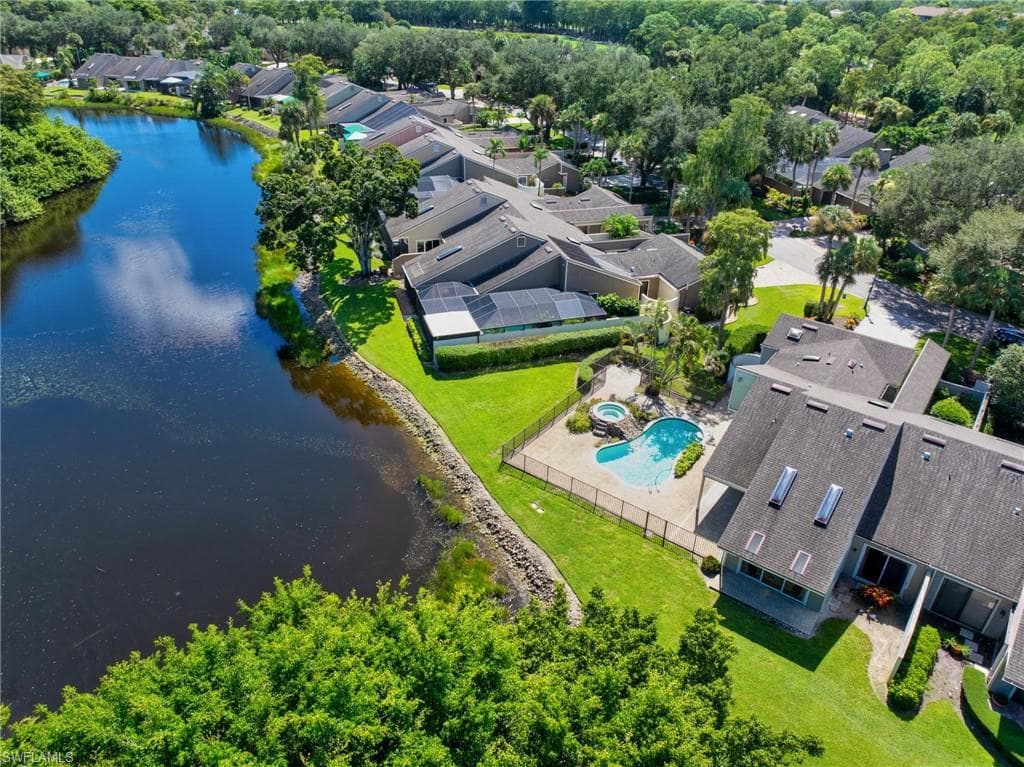 415 Edgemere WAY N 2 NAPLES, FL 34105