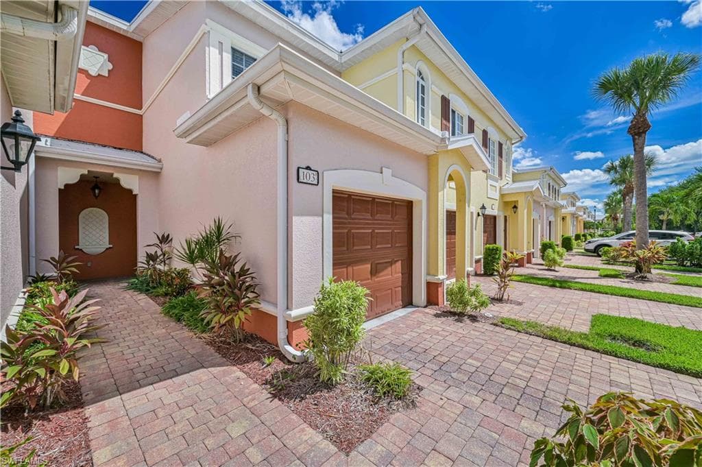 20201 Estero Gardens CIR 103 ESTERO, FL 33928