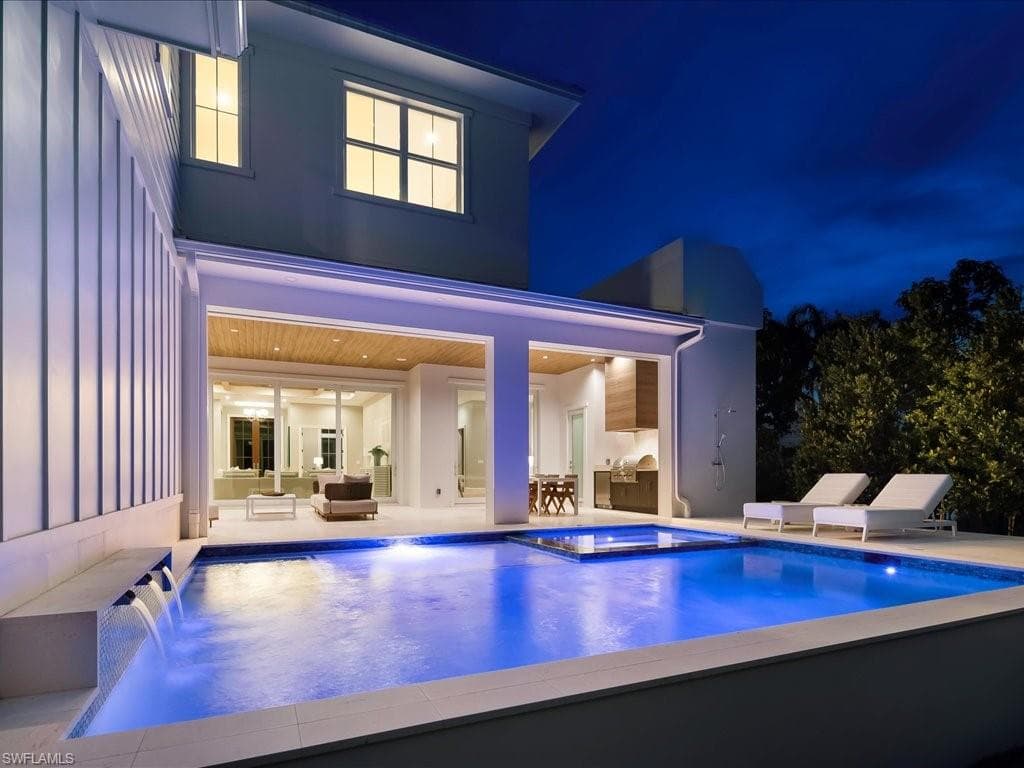 1179 Broad AVE N NAPLES, FL 34102
