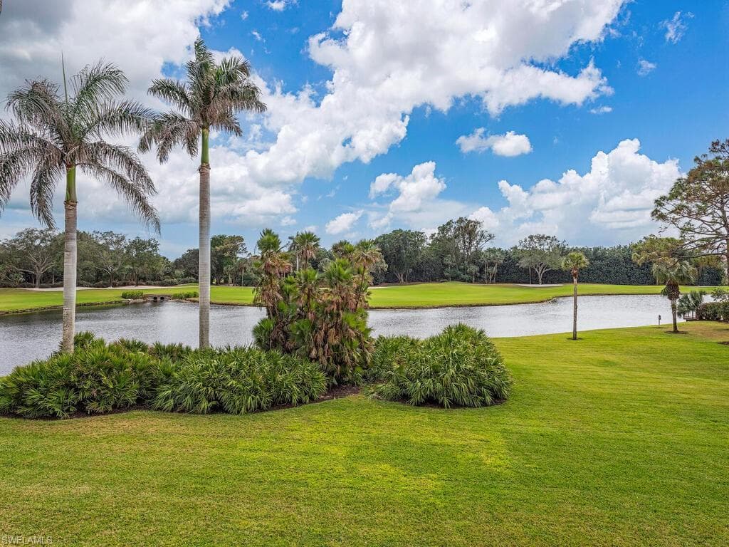 6360 Pelican Bay BLVD 102C NAPLES, FL 34108