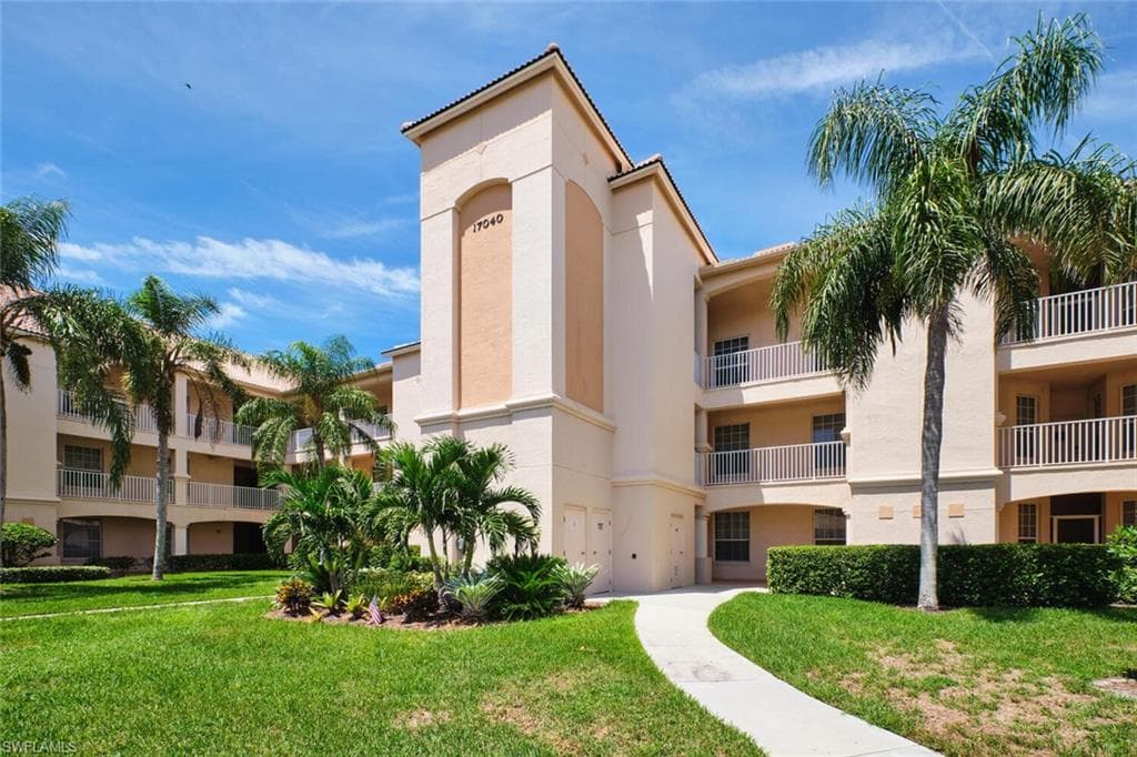 17040 Willowcrest WAY 209 FORT MYERS, FL 33908