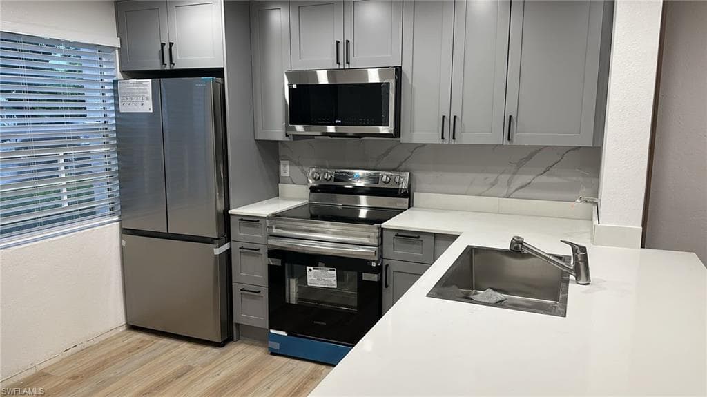 2828 Jackson ST I3 FORT MYERS, FL 33901