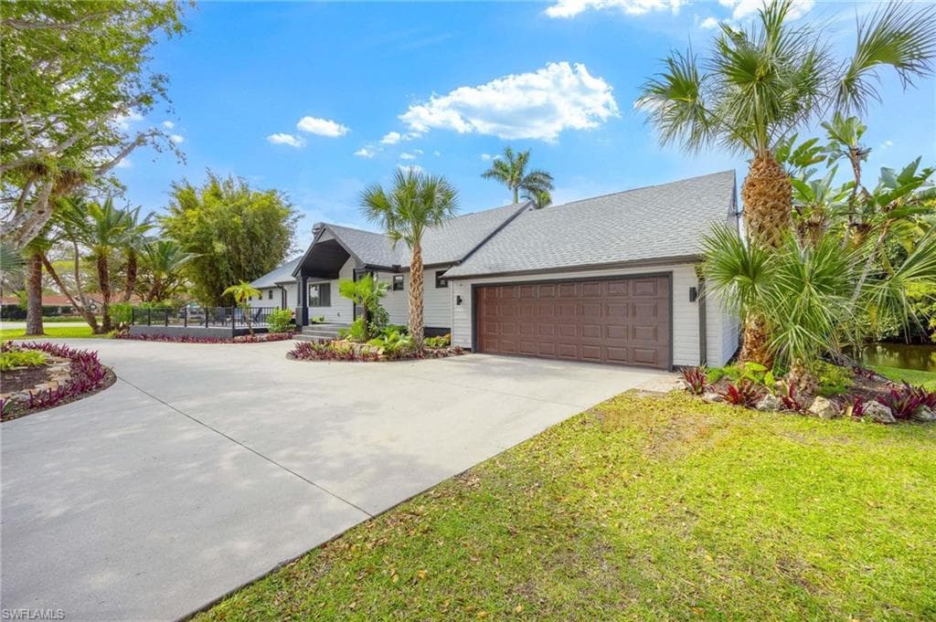 185 Palm River BLVD NAPLES, FL 34110