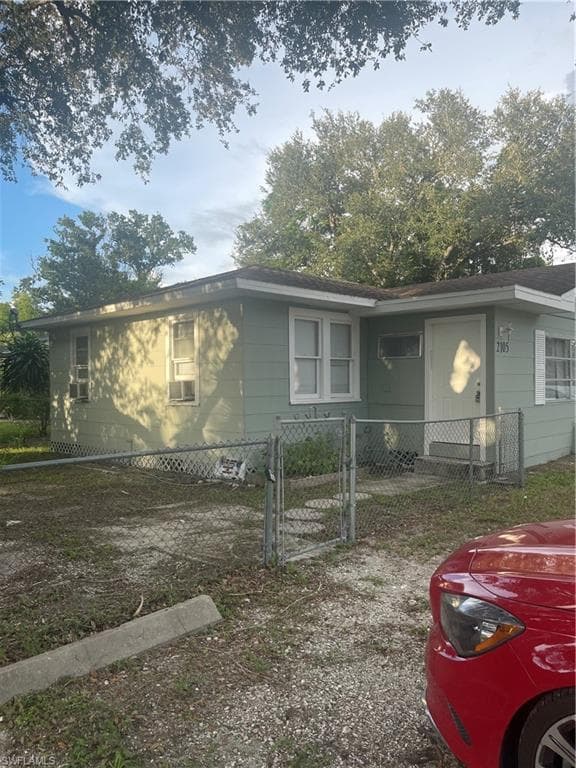 2107 Franklin ST FORT MYERS, FL 33901