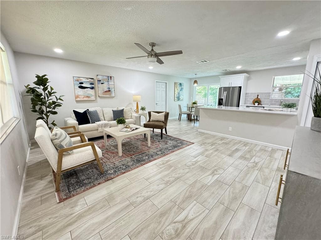 1310 Jeronimo DR NAPLES, FL 34103