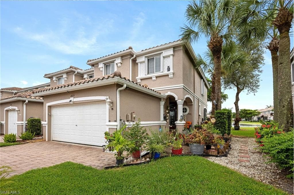 10035 Chiana CIR FORT MYERS, FL 33905