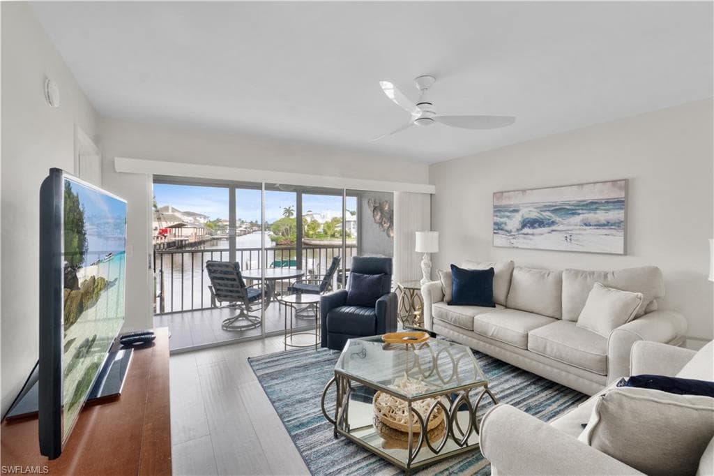 10686 Gulf Shore DR A105 NAPLES, FL 34108