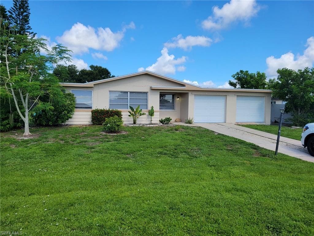 209 Rockcliff AVE LEHIGH ACRES, FL 33936