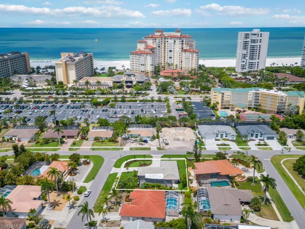 291 Flamingo CIR MARCO ISLAND, FL 34145