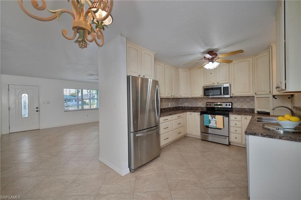 565 100th AVE N NAPLES, FL 34108