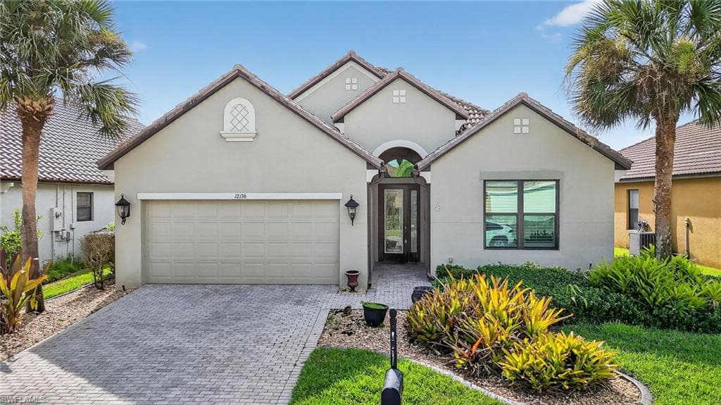 12136 Country Day CIR FORT MYERS, FL 33913