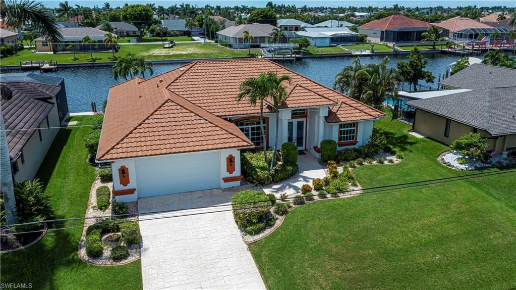 2516 SW 37th TER CAPE CORAL, FL 33914