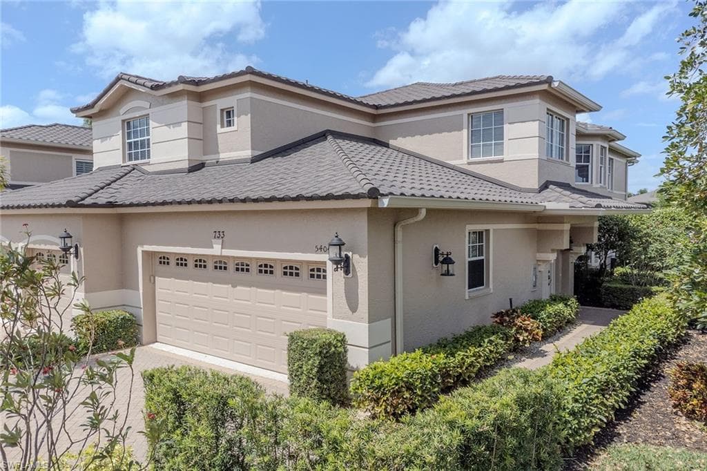 733 Regency Reserve CIR 5404 NAPLES, FL 34119