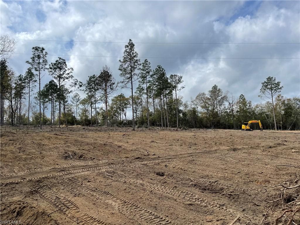 1669 Lawrence RD BONIFAY, FL 32428