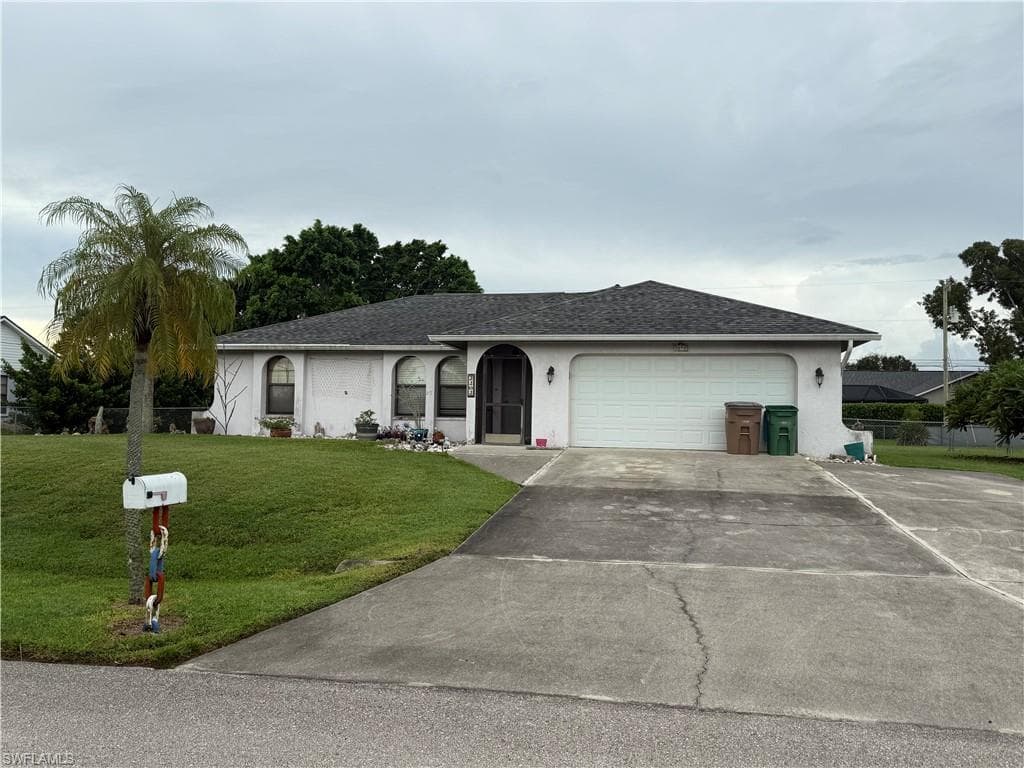 2202 NE 4th ST CAPE CORAL, FL 33909