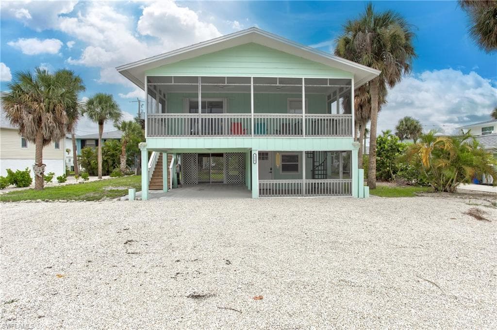 126 Andre Mar DR FORT MYERS BEACH, FL 33931