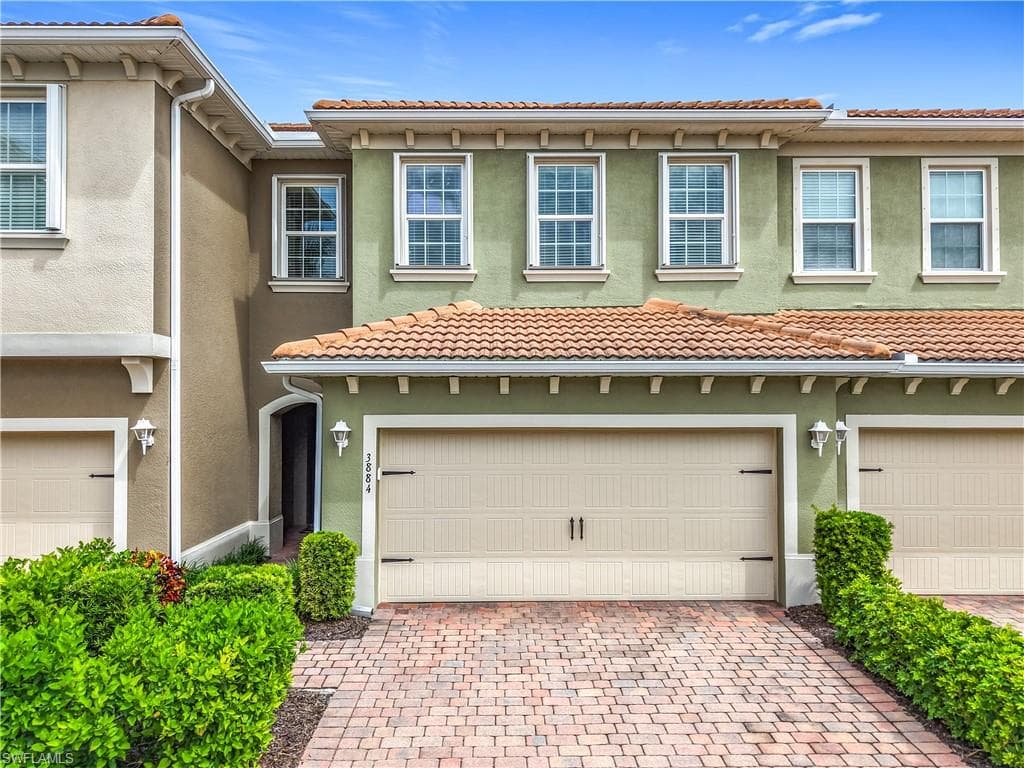 3884 Burrfield ST FORT MYERS, FL 33916