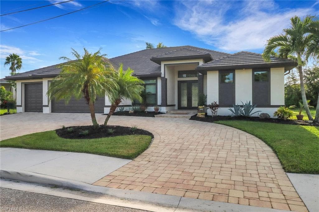 2115 Surfside BLVD CAPE CORAL, FL 33991