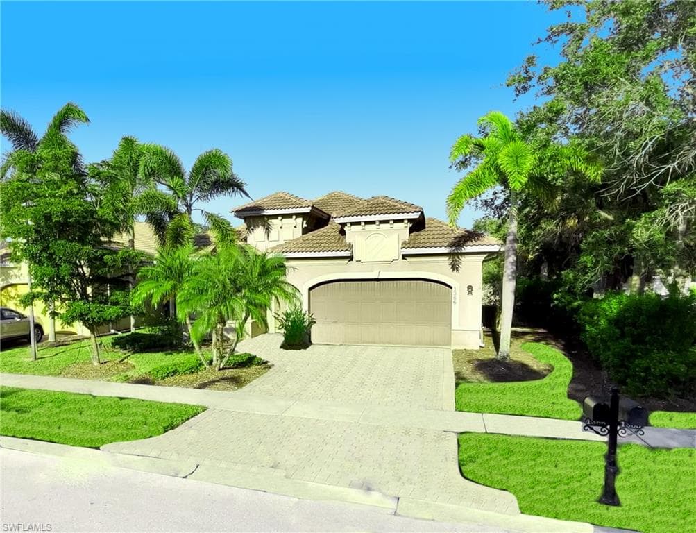 1366 Serrano CIR NAPLES, FL 34105