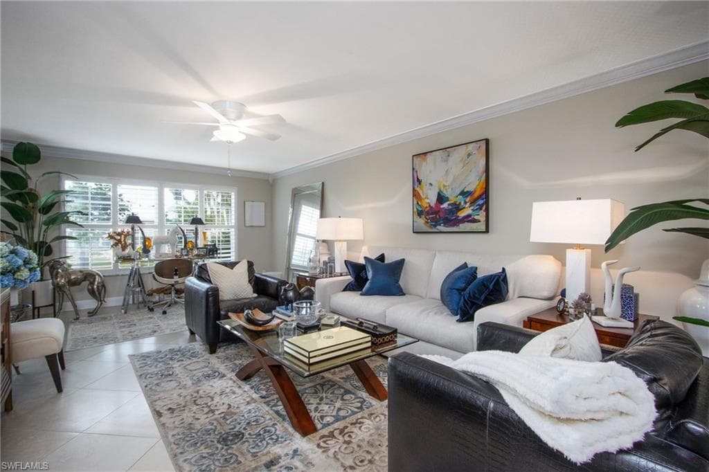 4200 Belair LN 113 NAPLES, FL 34103