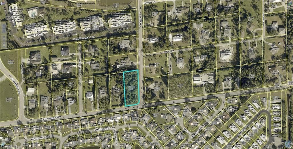 25926 Paradise RD BONITA SPRINGS, FL 34135