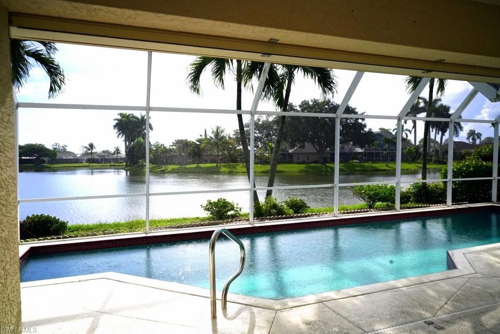 3719 Kent DR NAPLES, FL 34112
