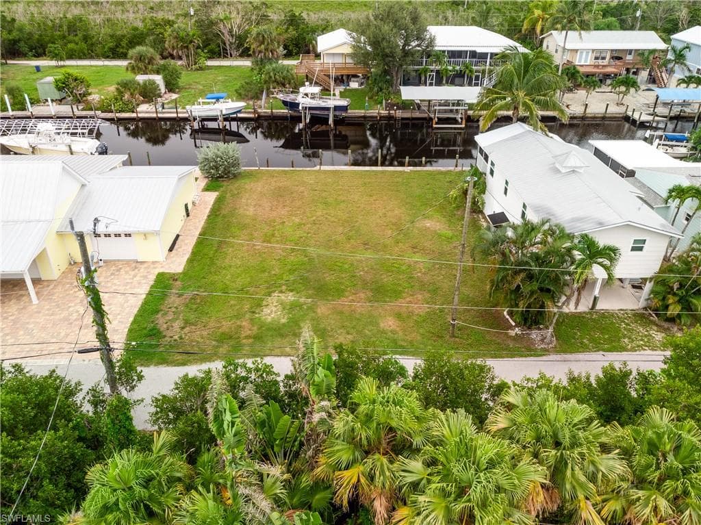 16220 Antigua WAY BOKEELIA, FL 33922