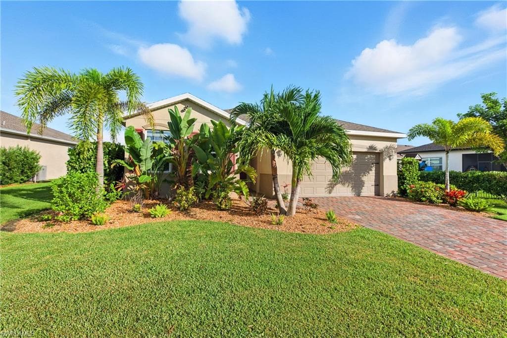 3226 Baravaldo CIR CAPE CORAL, FL 33909