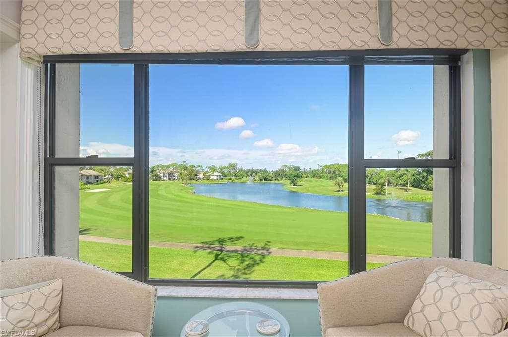 5845 Trailwinds DR 531 FORT MYERS, FL 33907