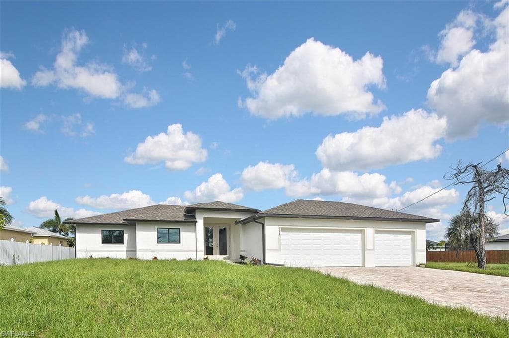 2004 NW 32nd CT CAPE CORAL, FL 33993