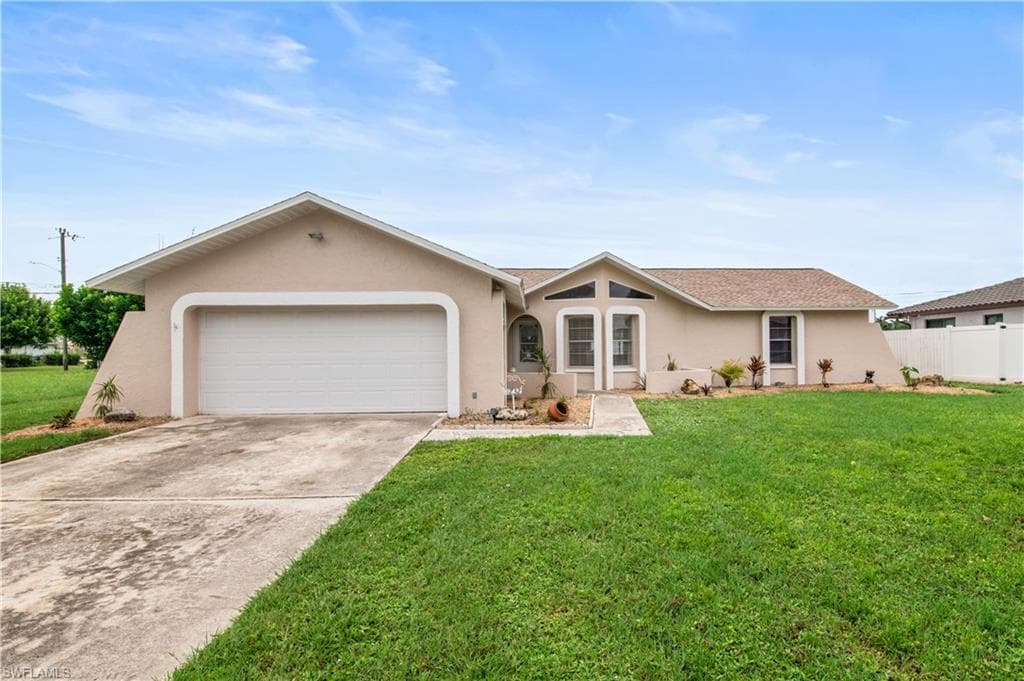 1232 21st PL CAPE CORAL, FL 33990